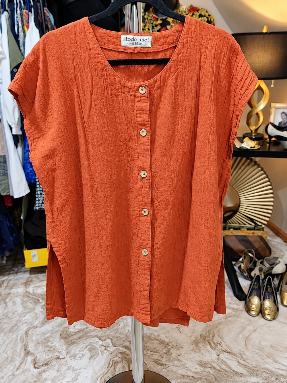 Todo Mio! Women's Button-Front Rust Orange Short Sleeve Shirt